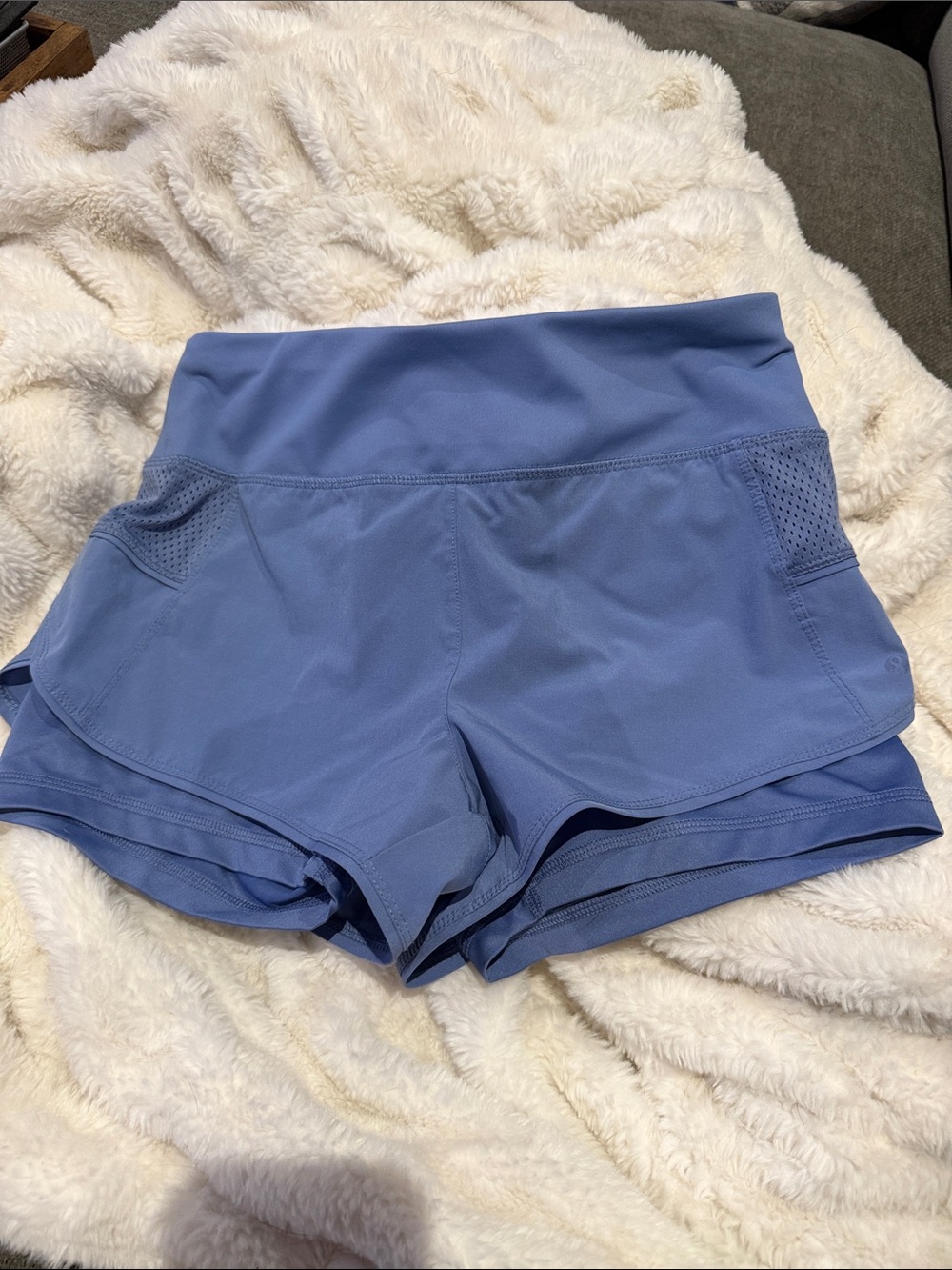 Layer 8 High-Waist Performance Women's Shorts in Dusty Blue size Small Qwik-Dry